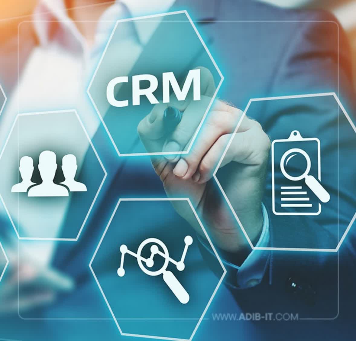 چرا کسب و کارها به CRM نیاز دارند؟